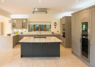 Approved Used Kitchen, Large Classic Family Shaker, Utility, Kent